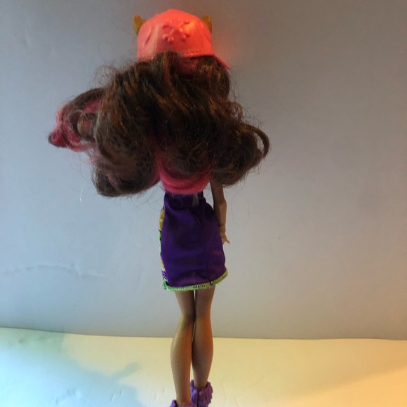 Monster High Doll CLAWDEEN WOLF DAUGHTER OF Werewolf - Picture 8 of 8